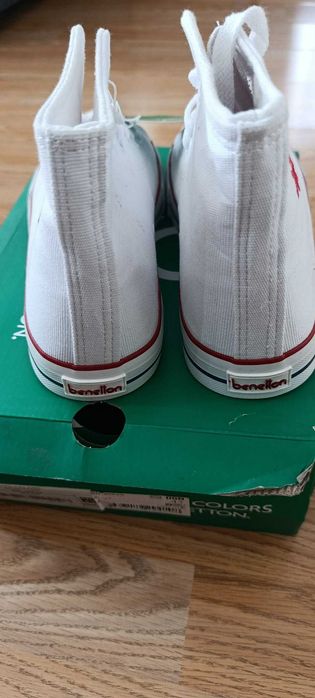 Нови маратонки Benetton 43 номер