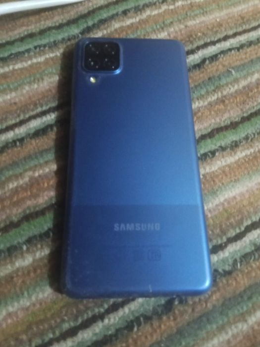 Самсунг а12 32гб