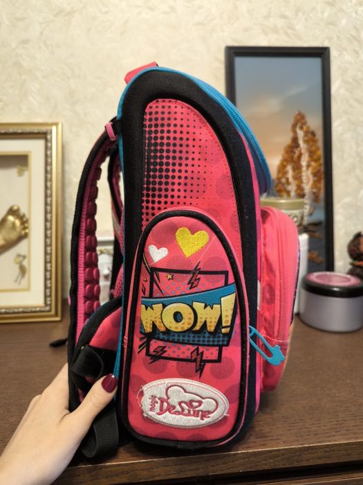 Продам ранец DeLune для девочки в хорошем состоянии