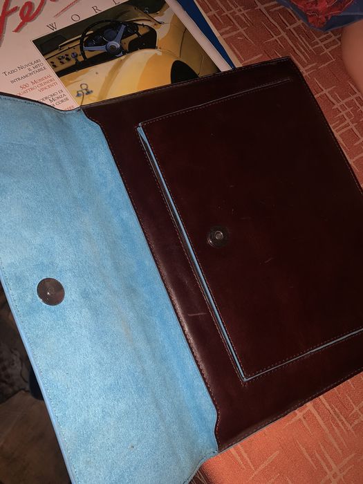 Geanta pentru laptop tabeleta , accesorii Piquadro