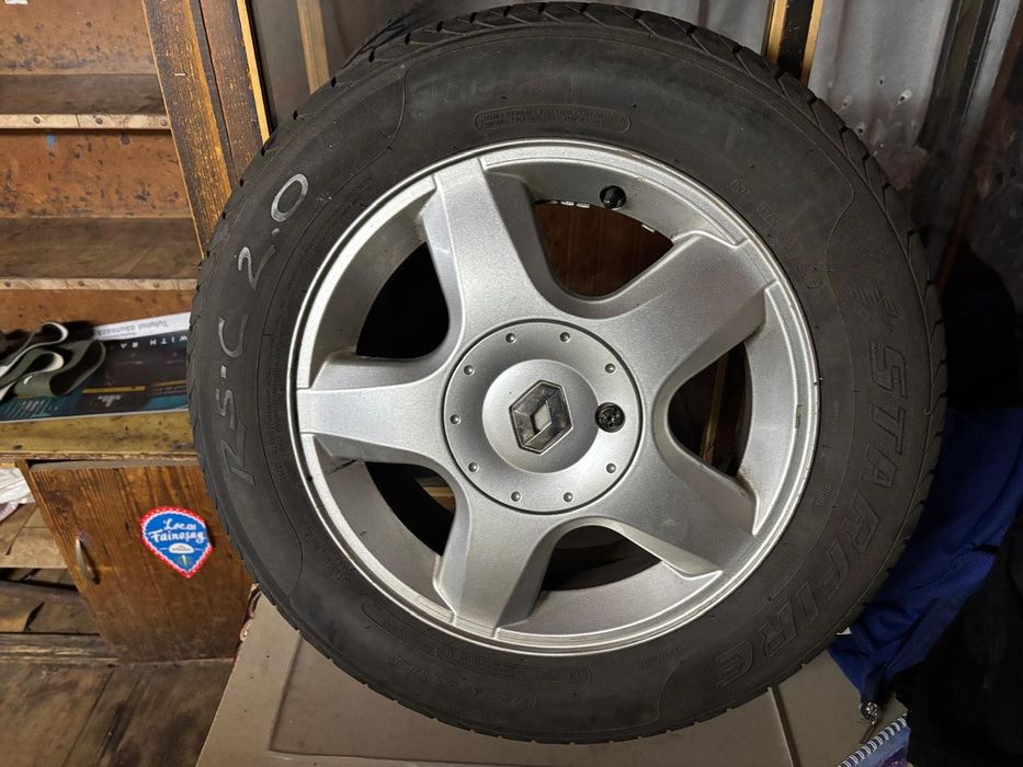 vând jante Renault stare foarte buna