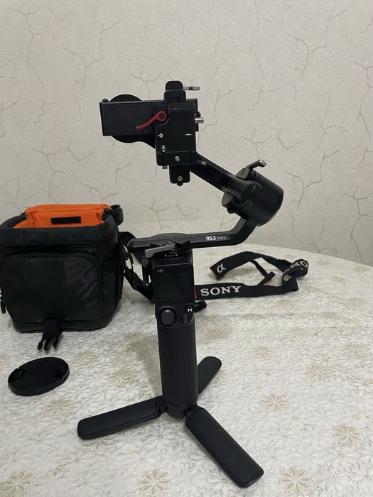 Стабилизатор DJI RS 3 Mini.