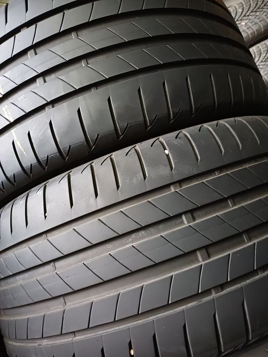 Гуми 255/40/18 Бриджстоун