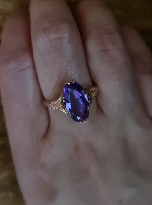 Золотое кольцо 583 пробы с александритом