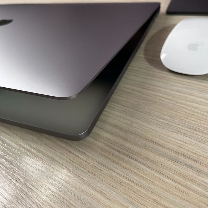 MacBook Pro 16" 2019