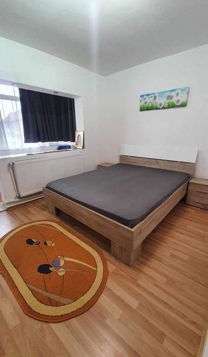 Ofer spre închiriere apartament cu 2 camere în Comănești strada Garlei