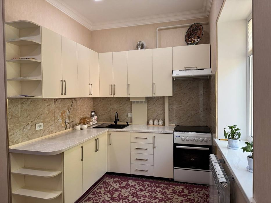 СРОЧНО Продается 2-х комнатная квартира в высокопотолочном кирпичном д