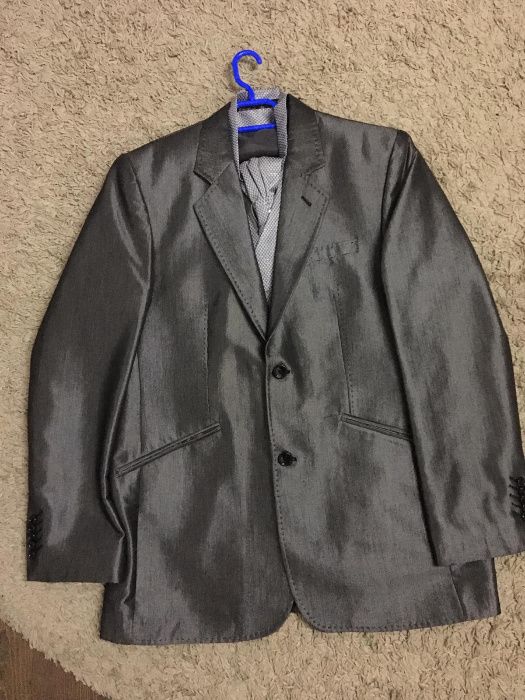 Costum - 48