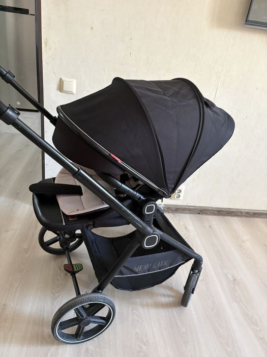 Продам коляску нев люкс