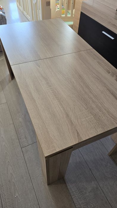 Разтегателна Маса Витара
 
Размери:
- L125/165 B60 H50 см.
 
Материали