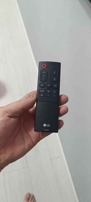 Саундбар LG SL5Y