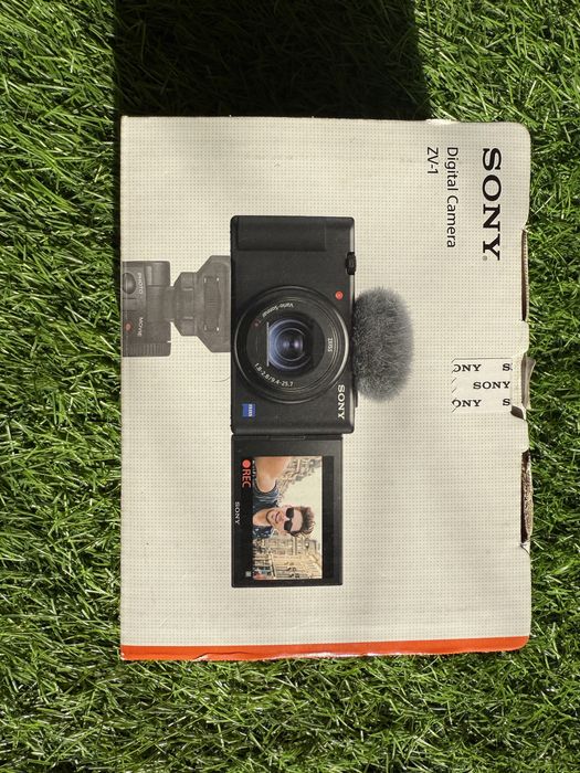 Фотокамера Sony ZV-1