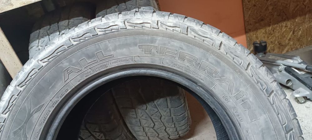 Резина летняя АТ 265/65/17