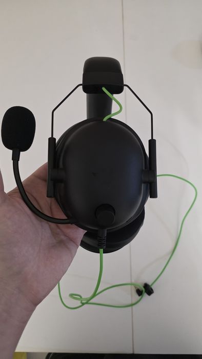 Игровой ноутбук Lenovo + наушники в подарок