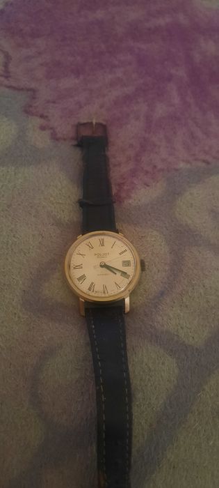 4 часовника работещи