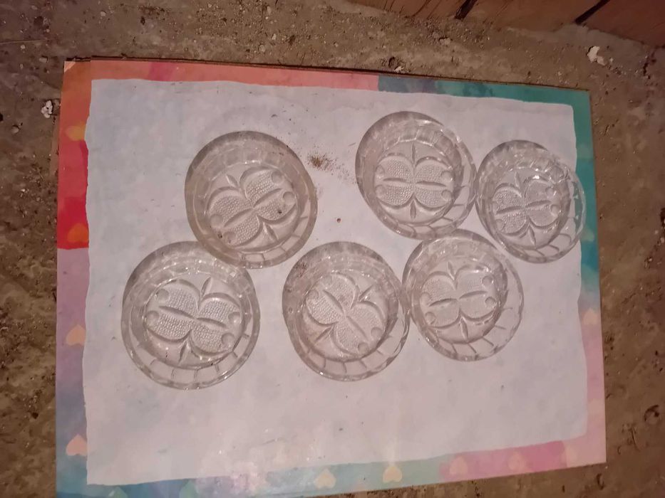 Чиниики ,стъклени