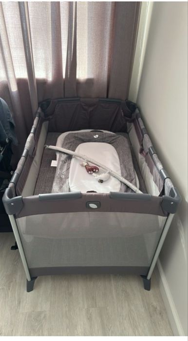 Детская кроватка-манеж