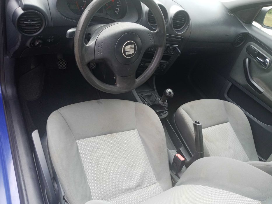 Seat Ibiza 2004 pentru navetă