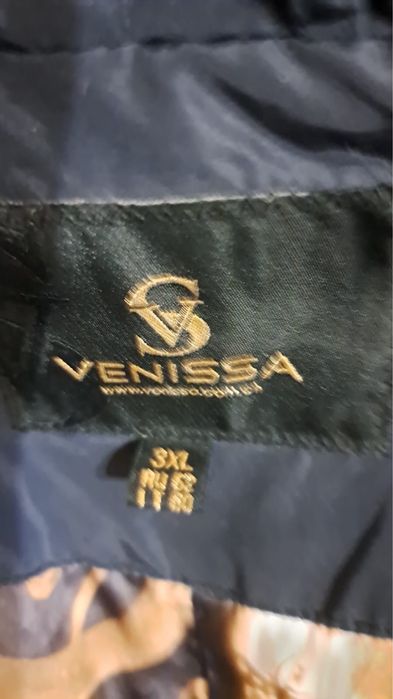 Зимний женский пуховик