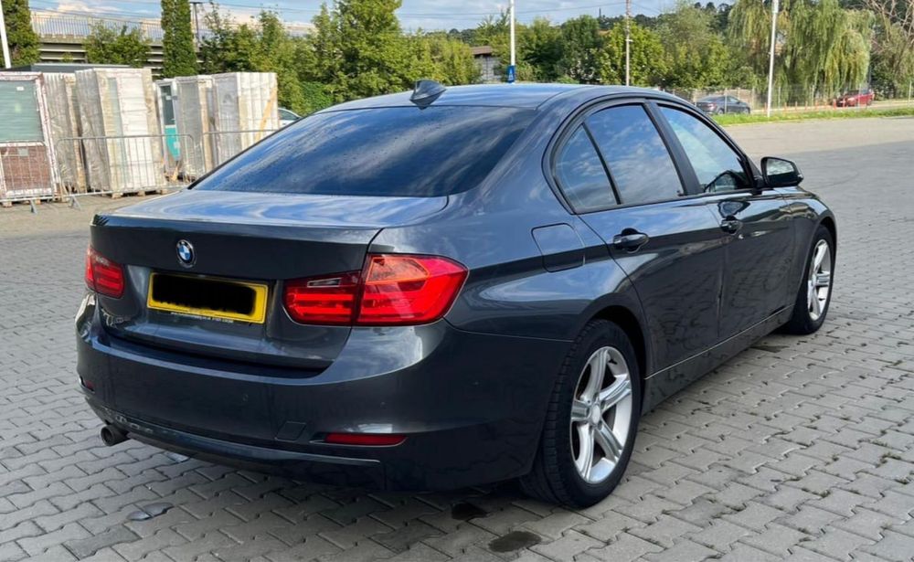 Dezmembrez bmw f30 f31 trager capota aripa far usa bara jante haion