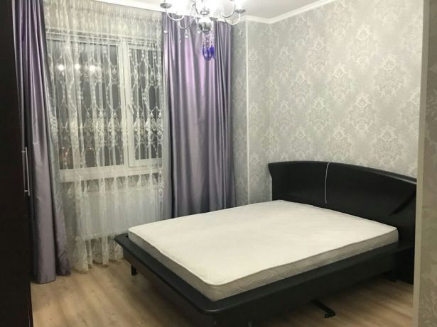 Продаю 3 Комнатную 3\5 Хименко 3