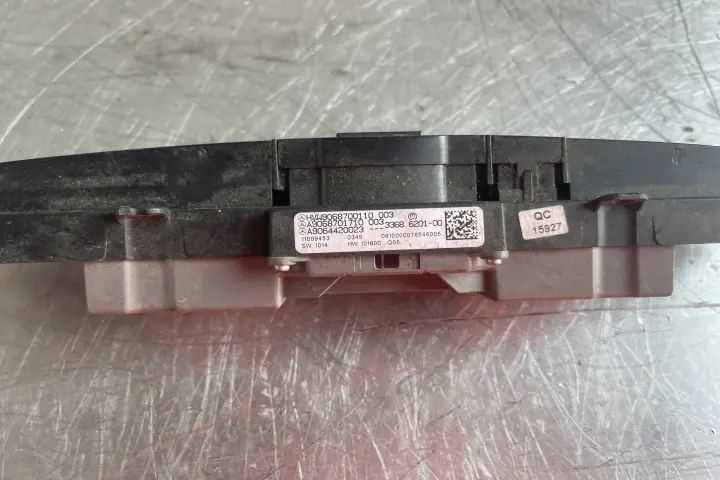 Buton ASR A9068701710 Volkswagen VW Crafter 2006 2.5 TDi MT (109 hp)