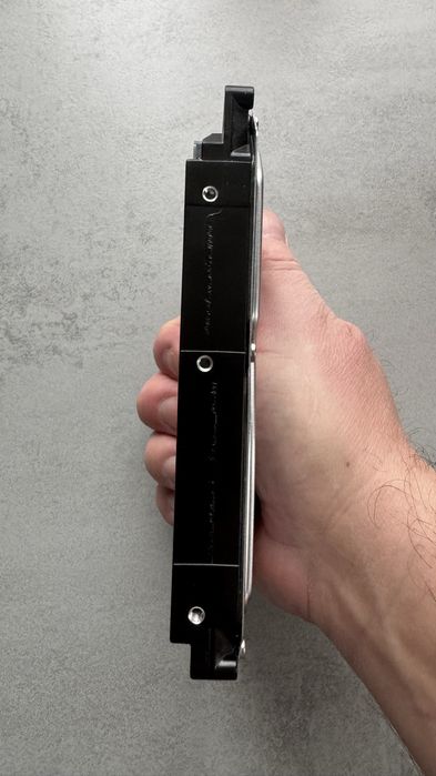 Vand HDD 4TB pentru calculator NVR , desktop . 100% sanatate .