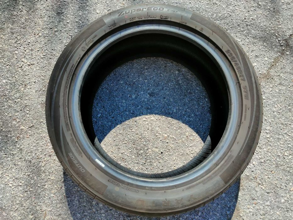 Летни гуми 235/45/17 ДОТ5123