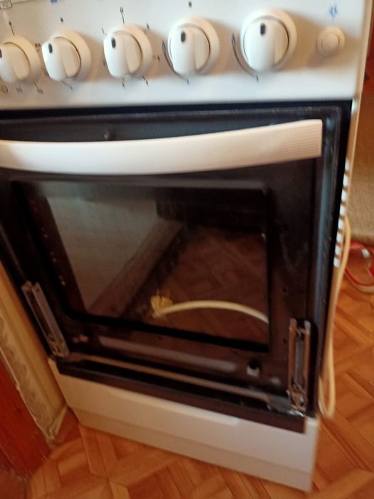 Газовая плита ..