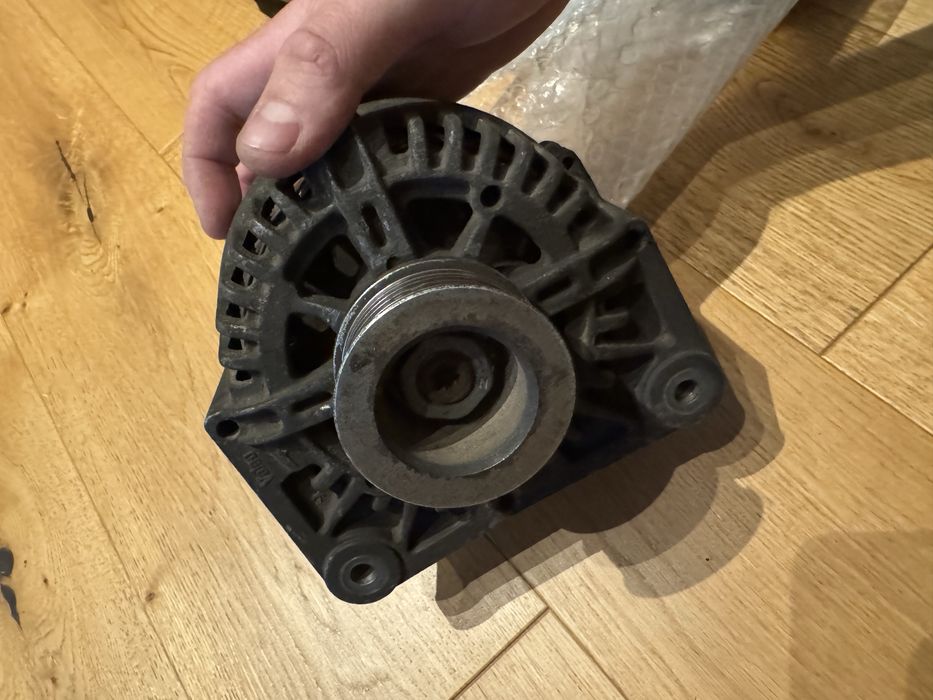 Alternator Renault 1.6 16v 110A Valeo reconditionat