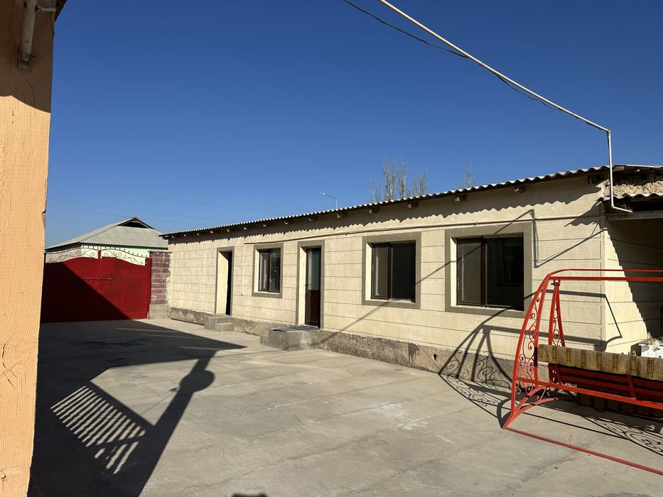 Үлкен үй сатылады.