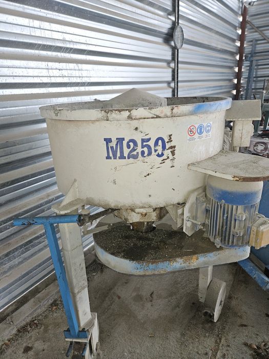 калъпи за машина за бетонови изделия и бетонобъркачка