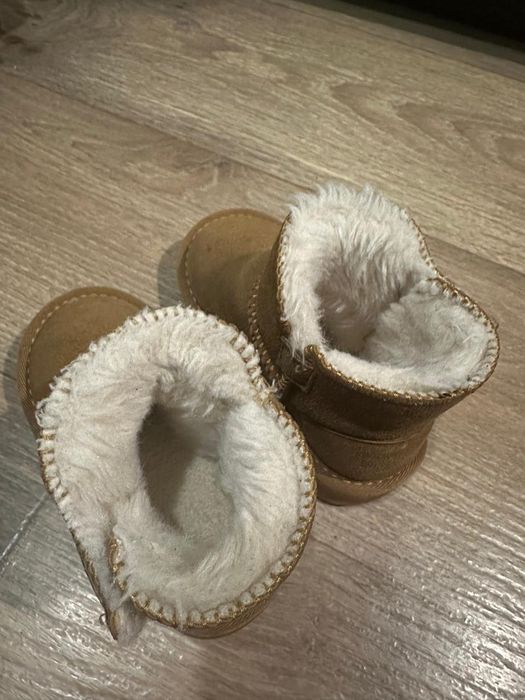 Продам детские зимние ботинки