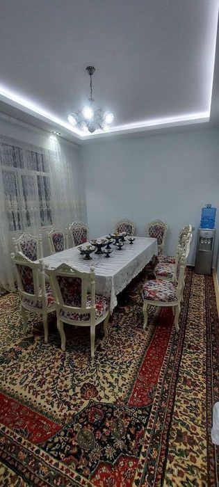 Uy srochna sotiladi
