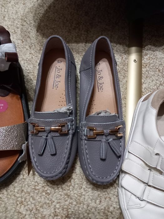 Tenesi,sandale,pantofi,botine,adidasi