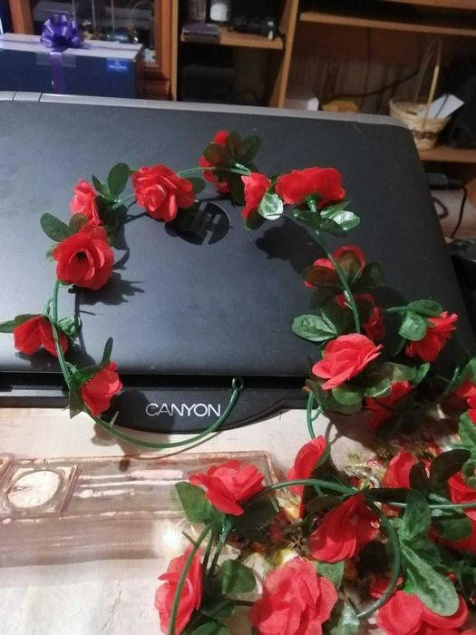 Изкуствени цветя 2бр.