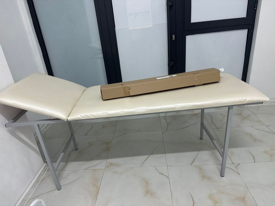 Кушетка медицинская