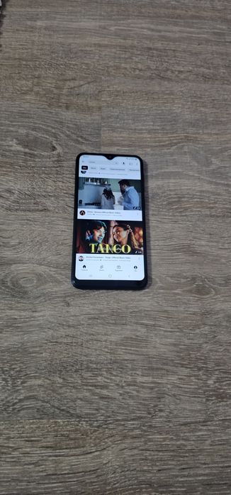 Телефон Самсунг А10 (32гб)