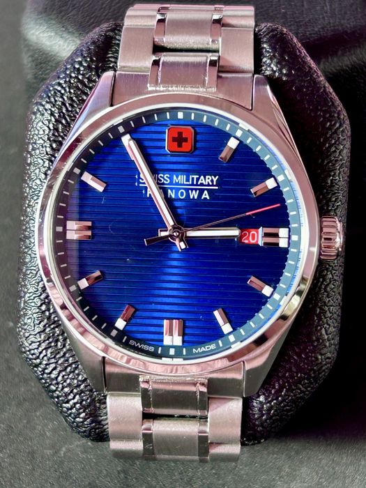 Висококачествен кварцов швейцарски часовник