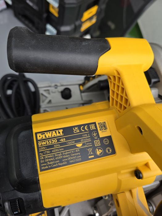 Fierastrau circular Dewalt DWS-520