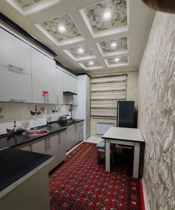 Sergeli tumani metroga 5 daqiqa piyoda uzoqlikda kvartira bor