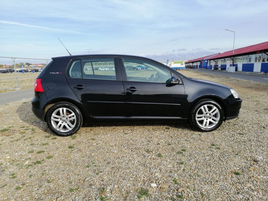 Golf 5 TOUR 1.6 MPI 102CP 2008 benzina