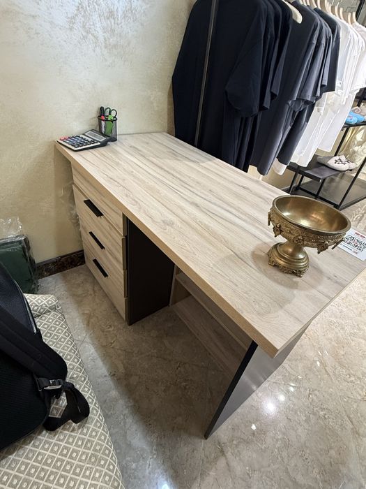 Продам рабочий стол 120х60