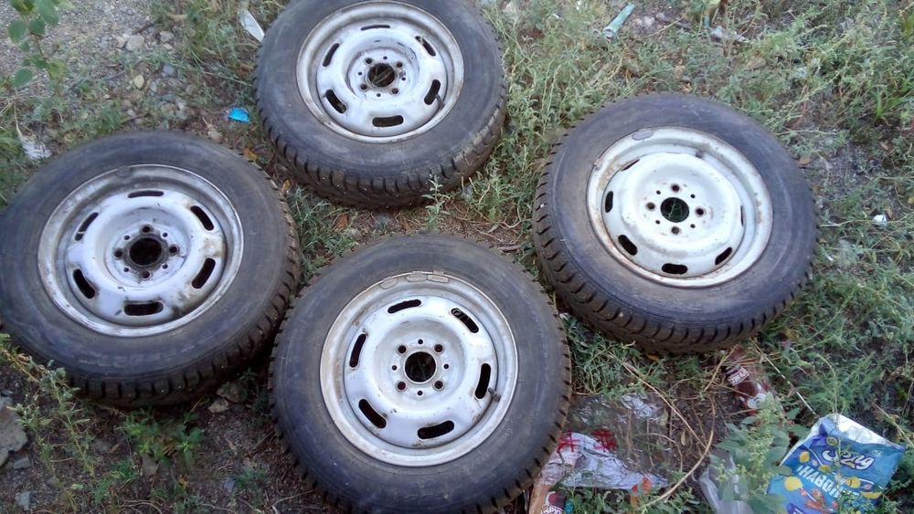 Продам шины сборе 175/70/13