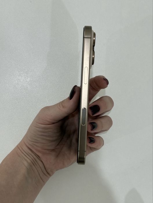 Iphone 16 pro на 256gb  Айфон 16 про