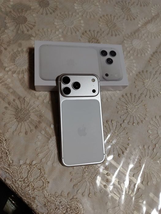 Iphone 17 promax srocna sotiladi dubai full komplekt