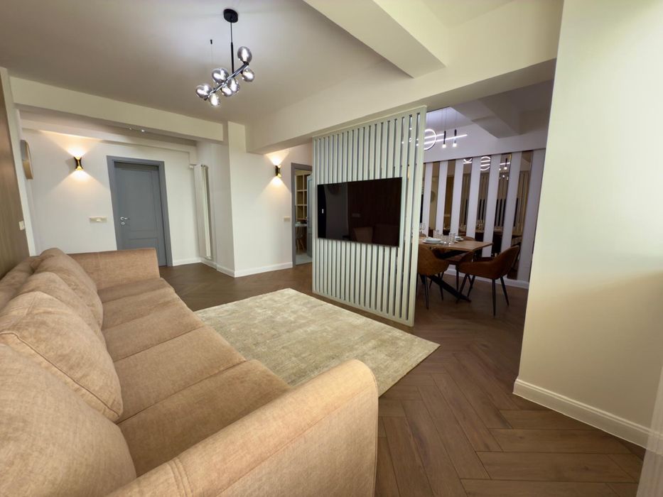 Inchriere ap lux 90 m2,Obcini