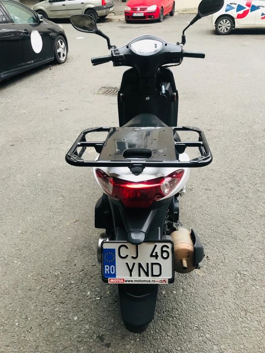 Sym cargo Scuter 125