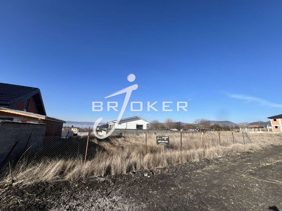 Продава се Парцел в с. Сипей, Област Кърджали - 307 кв.м за 119 €/кв.м - Снимка #2