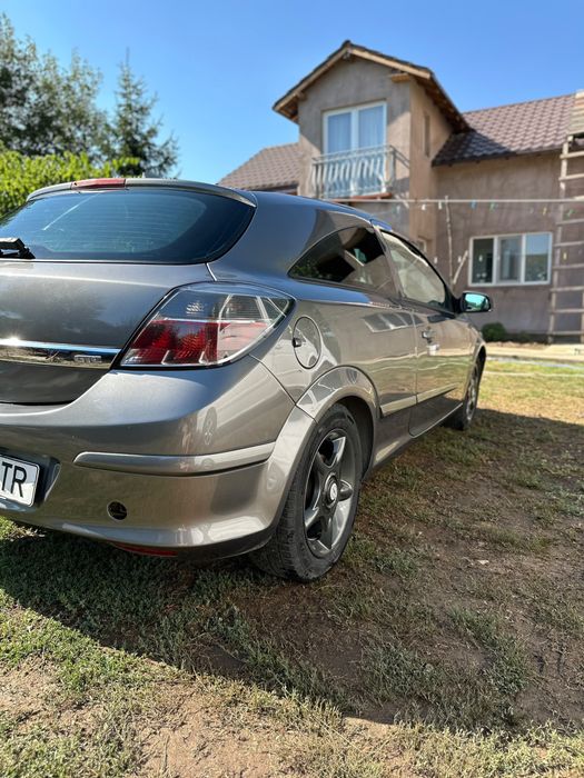 Vand opel astra gtc